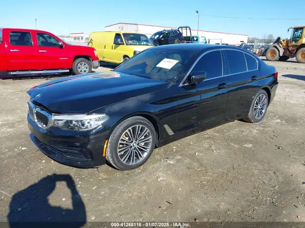 WBAJA5C59KWW04505 2019 BMW 5ER - Image 2