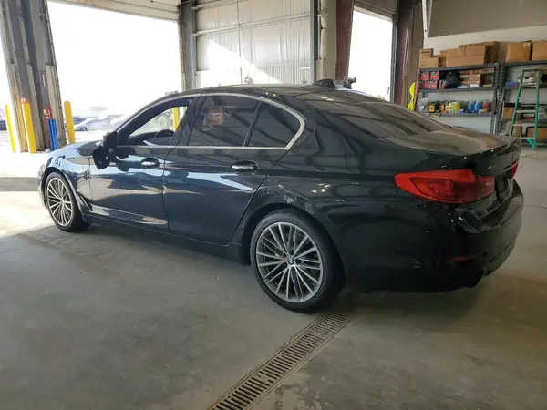 WBAJA7C30HG903460 2017 BMW 5ER - Image 2