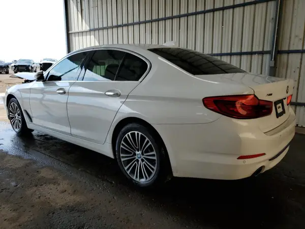 WBAJA7C31HG903807 2017 BMW 5ER - Image 2