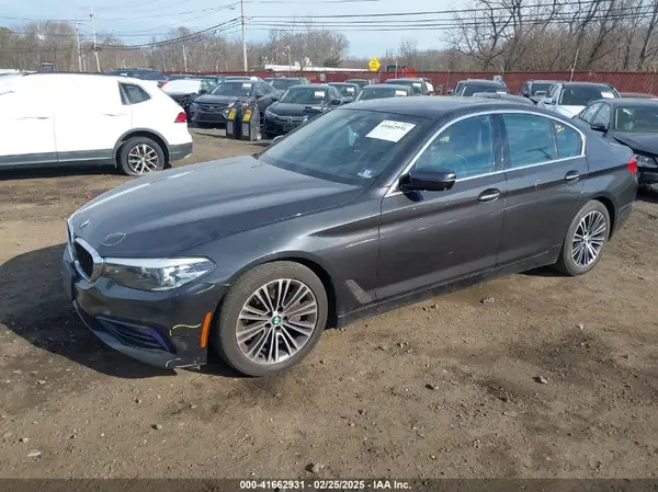 WBAJA7C32HG458509 2017 BMW 5ER - Image 2