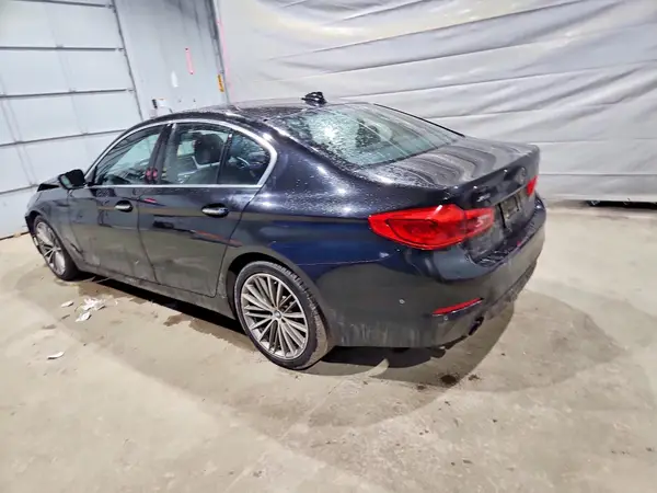 WBAJA7C32HG458560 2017 BMW 5ER - Image 2