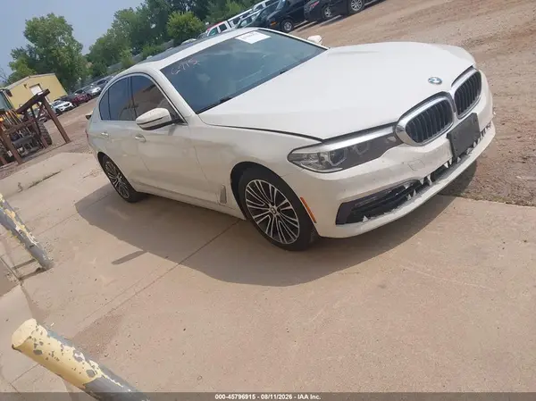 WBAJA7C32HG905565 2017 BMW 5ER - Image 1