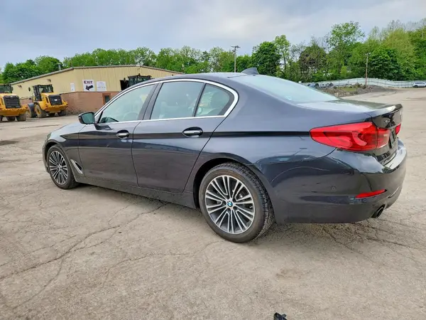 WBAJA7C32HG905744 2017 BMW 5ER - Image 2
