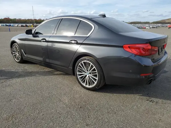 WBAJA7C33HG904070 2017 BMW 5ER - Image 2