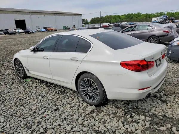 WBAJA7C36HG904211 2017 BMW 5ER - Image 2