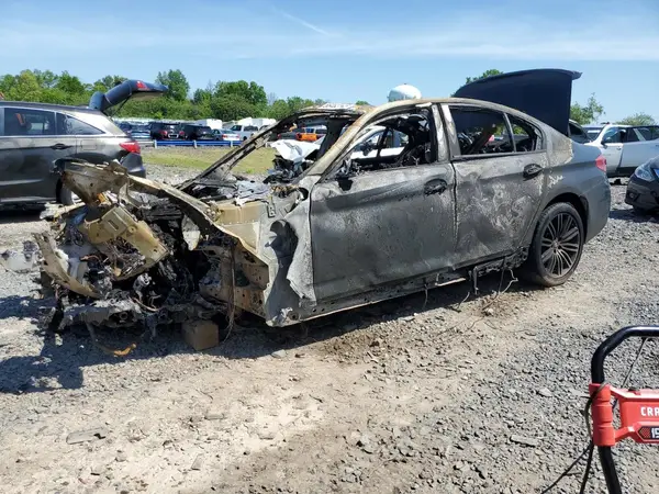 WBAJA7C38HG903867 2017 BMW 5ER - Image 1