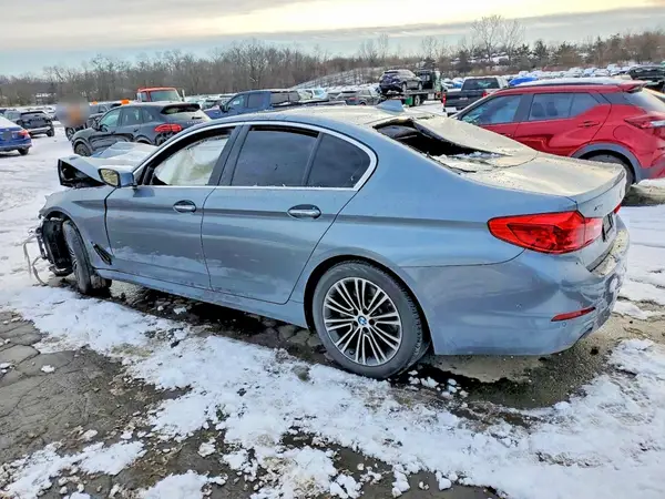 WBAJA7C38HG905196 2017 BMW 5ER - Image 2