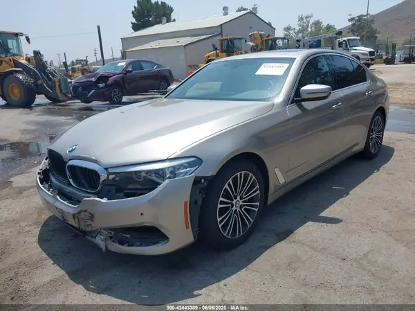 WBAJA7C38HG907224 2017 BMW 5ER - Image 2