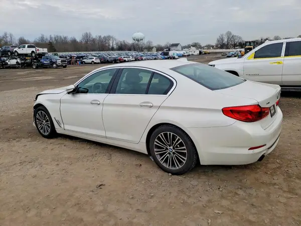 WBAJA7C39HG906597 2017 BMW 5ER - Image 2