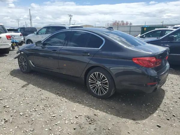WBAJA7C50KG909963 2019 BMW 5ER - Image 2