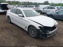 WBAJA7C50KWW15906 2019 BMW 5ER
