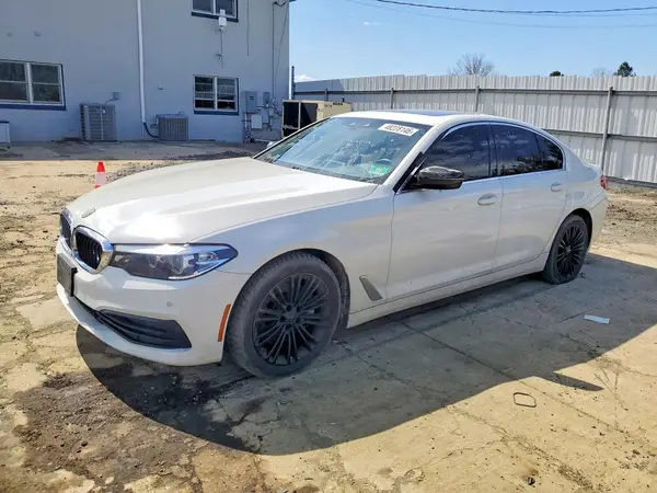 WBAJA7C50KWW17526 2019 BMW 5ER - Image 1
