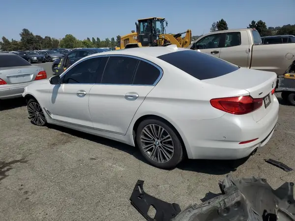 WBAJA7C51JWC76672 2018 BMW 5ER - Image 2