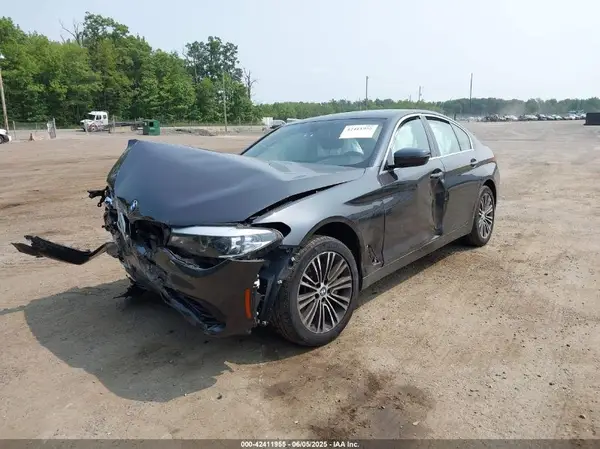 WBAJA7C52JWA74679 2018 BMW 5ER - Image 2