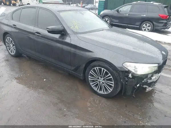 WBAJA7C52KG912282 2019 BMW 5ER - Image 1