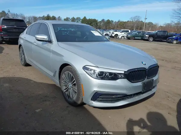 WBAJA7C52KWW48938 2019 BMW 5ER - Image 1