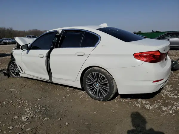 WBAJA7C53KWW09727 2019 BMW 5ER - Image 2