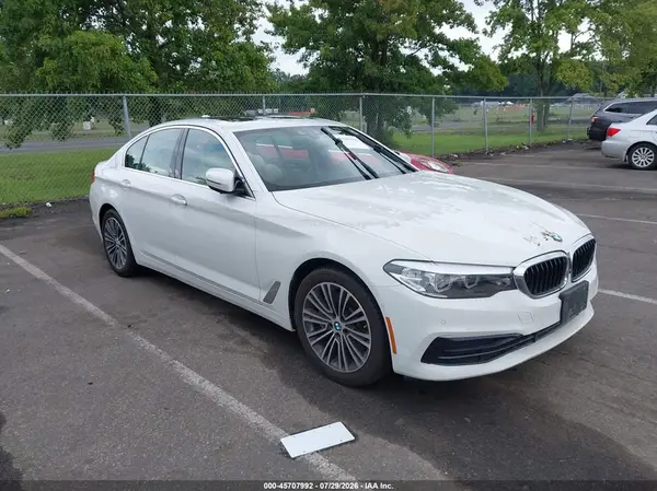 WBAJA7C53KWW13633 2019 BMW 5ER - Image 1