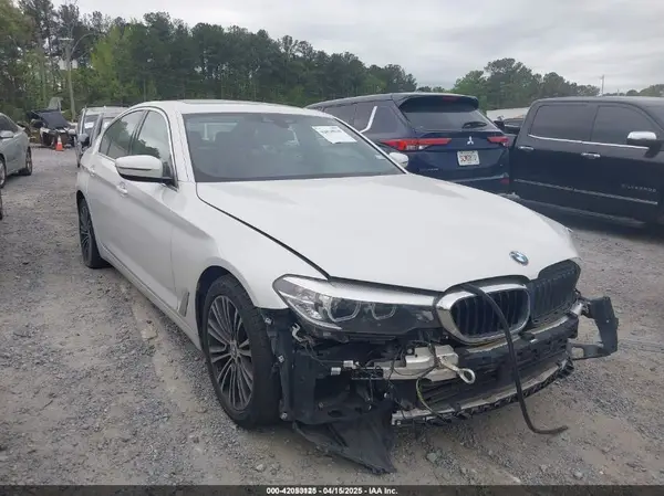WBAJA7C53KWW48916 2019 BMW 5ER - Image 1