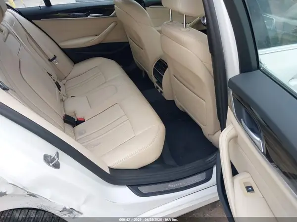 WBAJA7C54KWW17660 2019 BMW 5ER - Image 8
