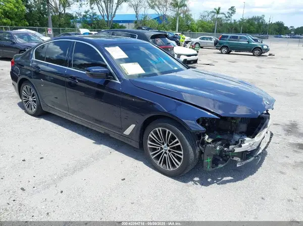 WBAJA7C56KG911605 2019 BMW 5ER - Image 1