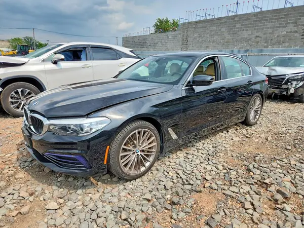 WBAJA7C56KWW38591 2019 BMW 5ER - Image 1