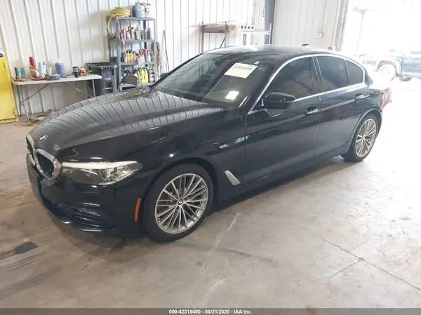 WBAJA7C57JWC76417 2018 BMW 5ER - Image 2