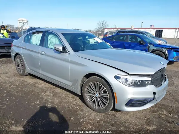 WBAJA7C57KWC77780 2019 BMW 5ER - Image 1