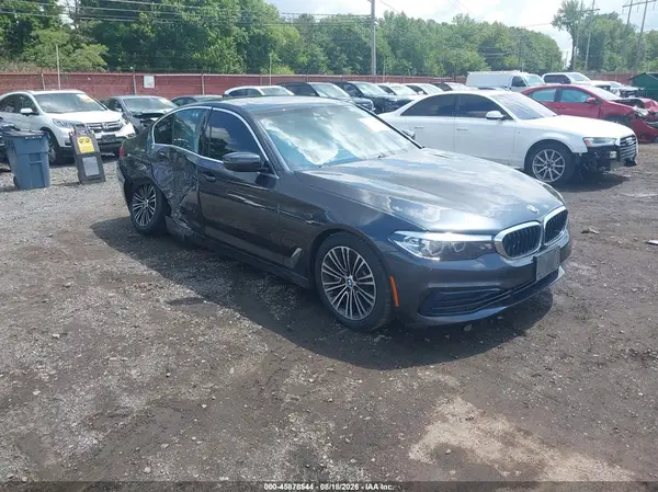 WBAJA7C57KWC78198 2019 BMW 5ER - Image 1