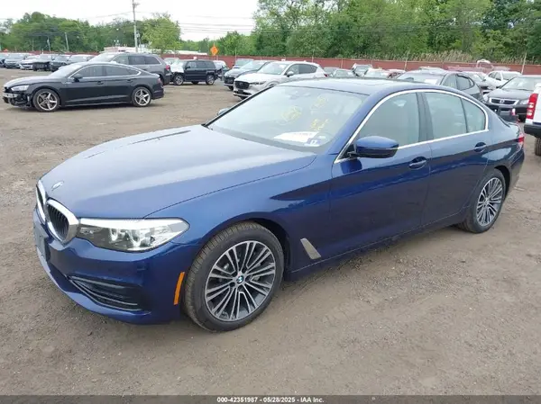 WBAJA7C57KWW20522 2019 BMW 5ER - Image 2