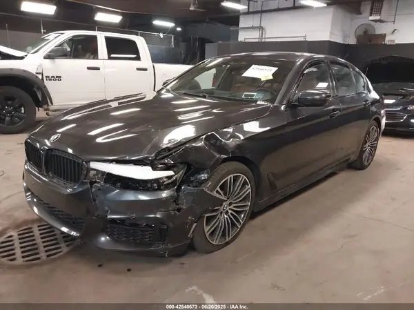 WBAJA7C57KWW45999 2019 BMW 5ER - Image 2