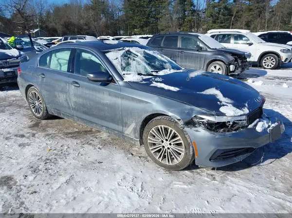 WBAJA7C57KWW49440 2019 BMW 5ER - Image 1