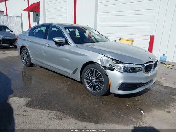 WBAJA7C58KG912108 2019 BMW 5ER - Image 1