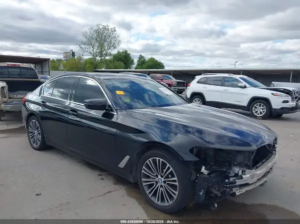 WBAJA7C58KWW18133 2019 BMW 5ER - Image 1