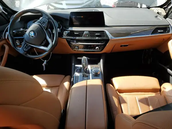 WBAJA7C59KWW10672 2019 BMW 5ER - Image 8