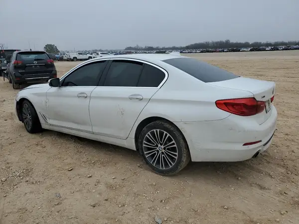 WBAJA7C5XJWA74378 2018 BMW 5ER - Image 2