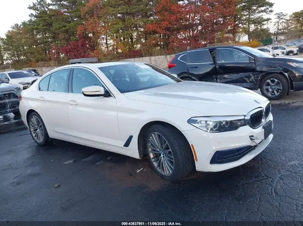 WBAJA7C5XKWW39663 2019 BMW 5ER - Image 1