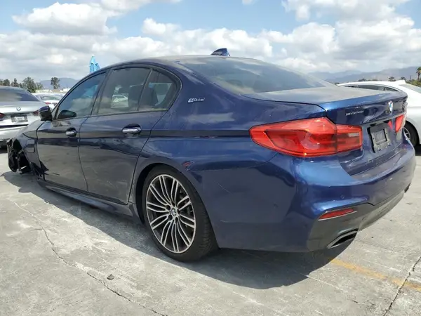 WBAJA9C50JB033239 2018 BMW 5ER - Image 2