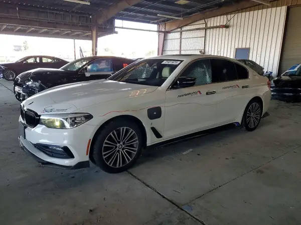 WBAJA9C50JB249138 2018 BMW 5ER - Image 1