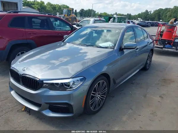 WBAJA9C50JB249883 2018 BMW 5ER - Image 2
