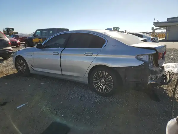 WBAJA9C50JB251519 2018 BMW 5ER - Image 2