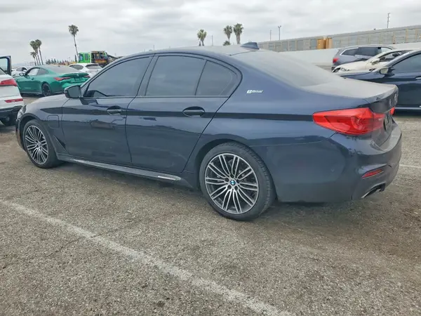 WBAJA9C50JB251679 2018 BMW 5ER - Image 2