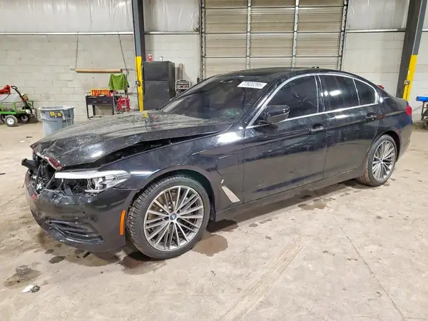 WBAJA9C50JB252587 2018 BMW 5ER - Image 1