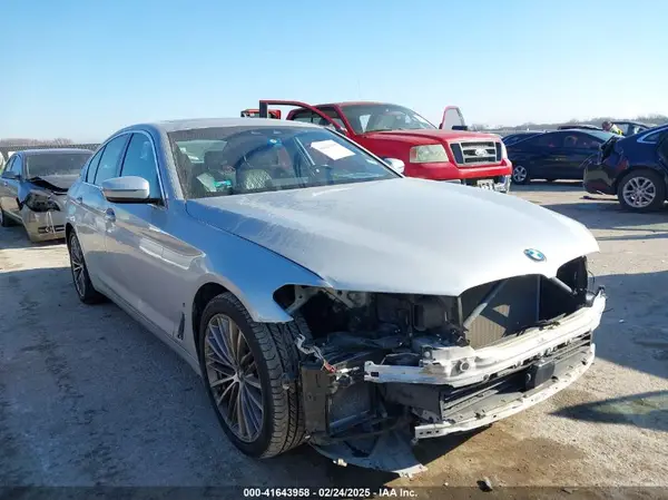 WBAJA9C50JB253027 2018 BMW 5ER - Image 1
