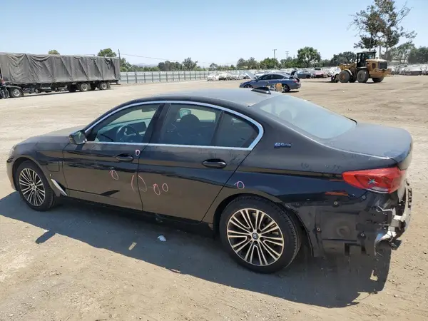 WBAJA9C50KB253806 2019 BMW 5ER - Image 2