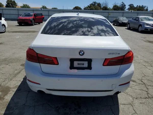 2019 BMW 5 Series auction photo 6