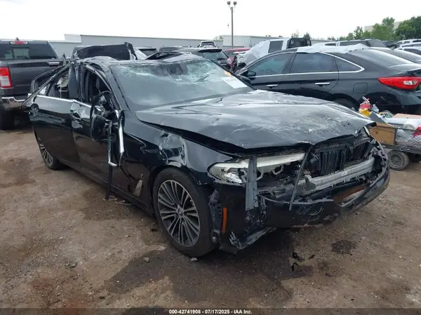 WBAJA9C50KB393600 2019 BMW 5ER - Image 1