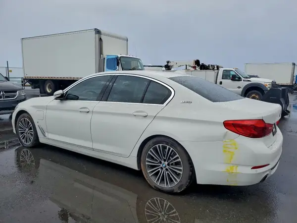 WBAJA9C50KB398859 2019 BMW 5ER - Image 2
