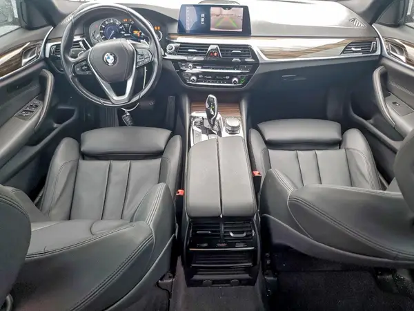 WBAJA9C50KB398859 2019 BMW 5ER - Image 8