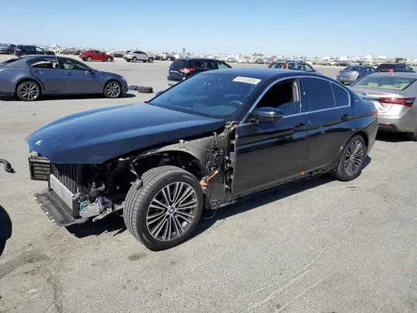 WBAJA9C50KB399381 2019 BMW 5ER - Image 1
